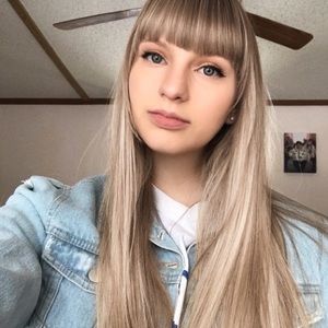 Meet your Posher, Brianna